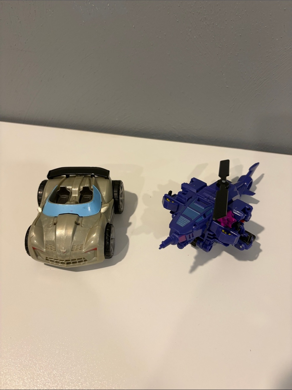 Hasbro Transformers toy set of 2 sideswipe and cyberverse helicopter incomplete